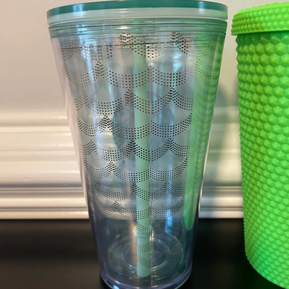 Starbucks grande tumblers